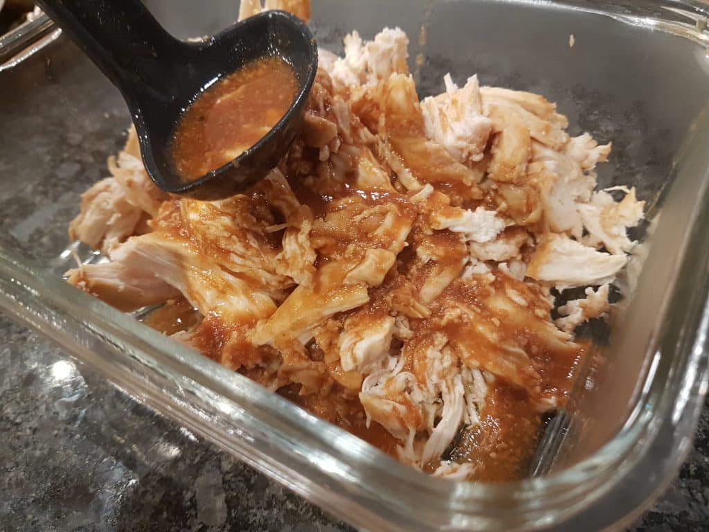 Pulled chicken i slow cooker
