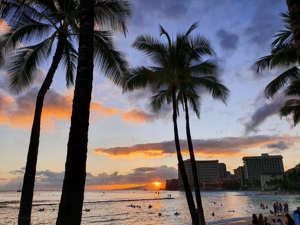 Restips Hawaii, solnedgång vid Waikiki beach